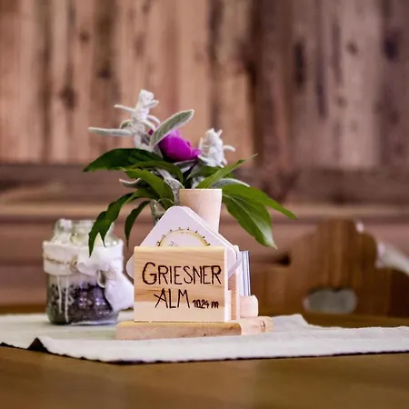 Gasthuis Alpengasthaus Griesner Alm *